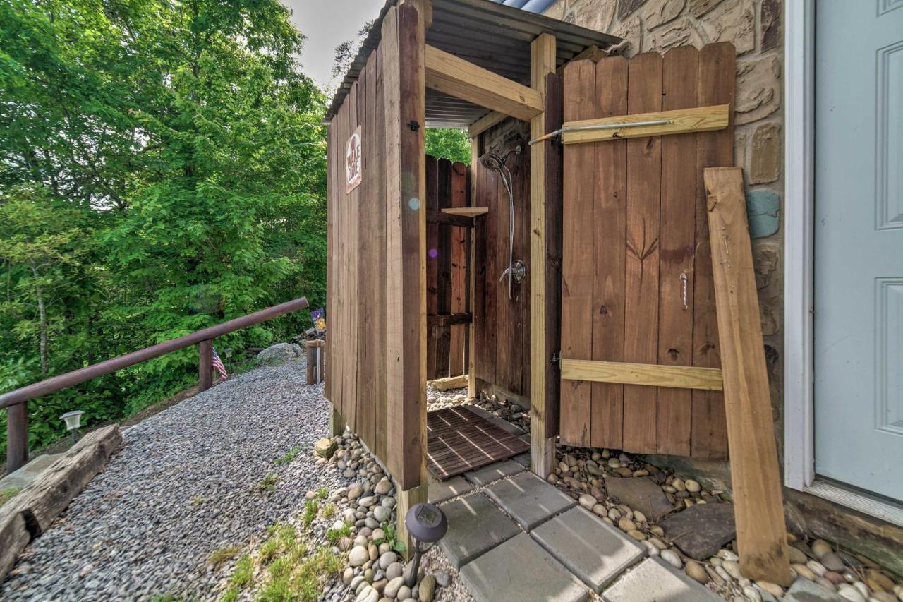 Sevierville Lake House With Deck And Foosball Table! Екстериор снимка